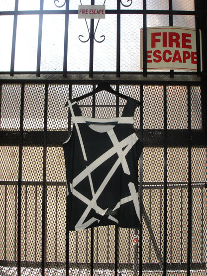 MULTI-NECK TANK