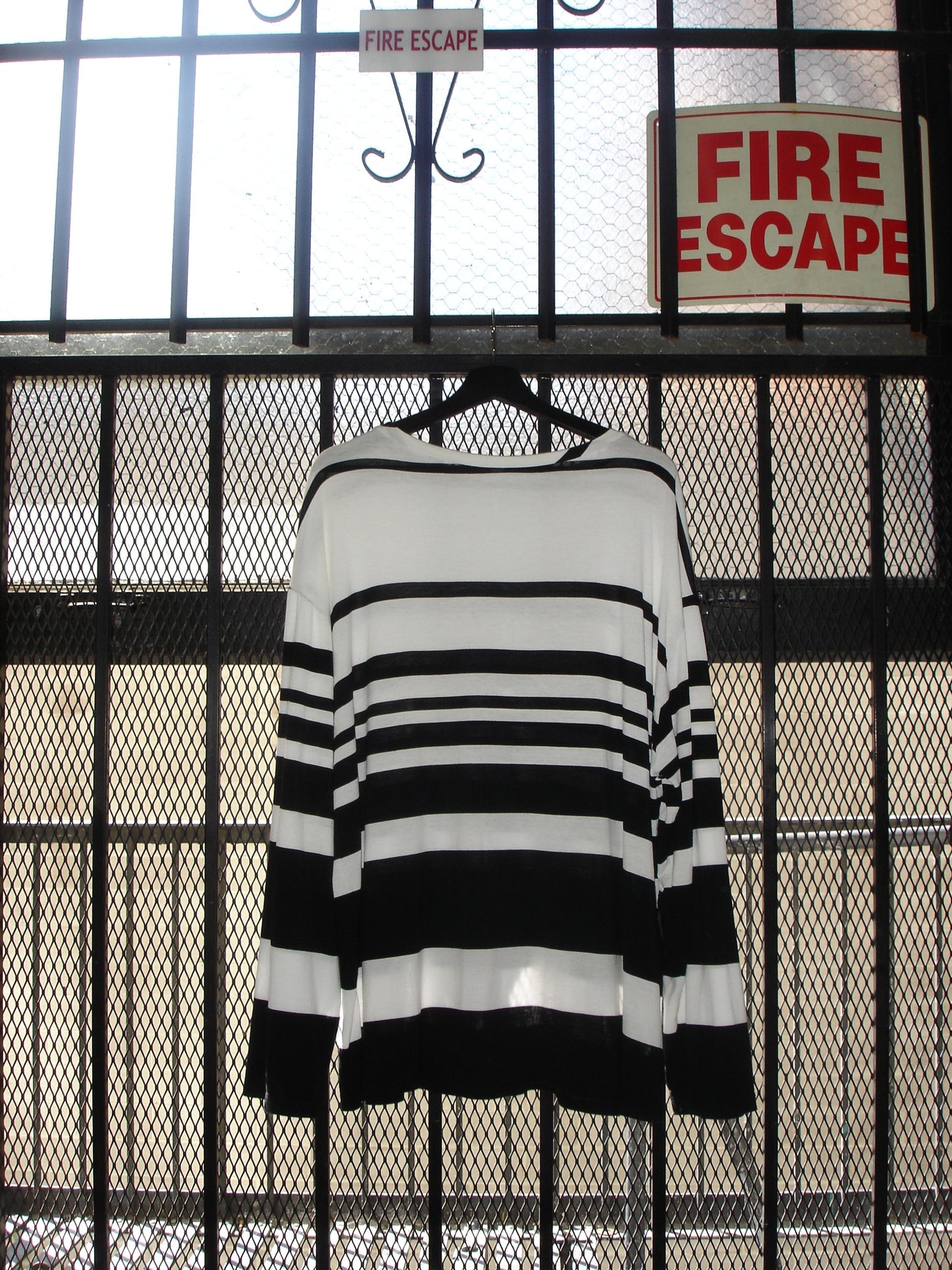 MULTI-STRIPE LONG SLEEVE
