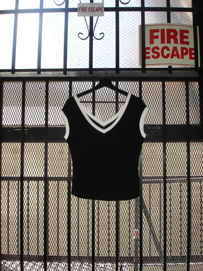 V-NECK TANK